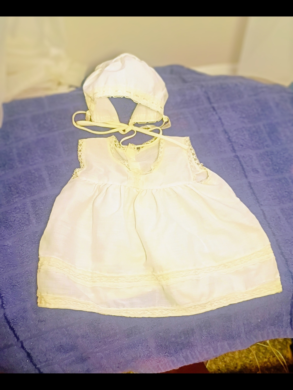 Antique Classic White Cotton Baby Dress & Bonnet Set.